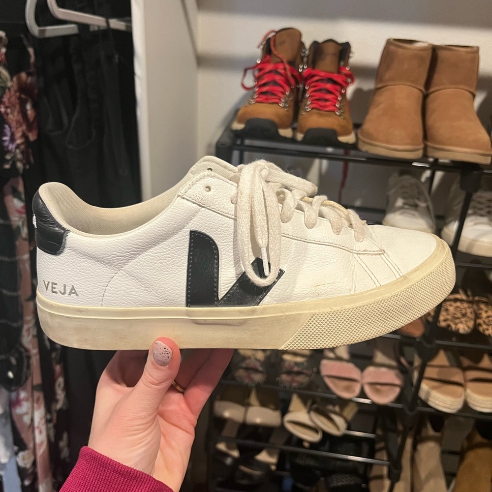 Veja Campo Sneakers (Women’s)